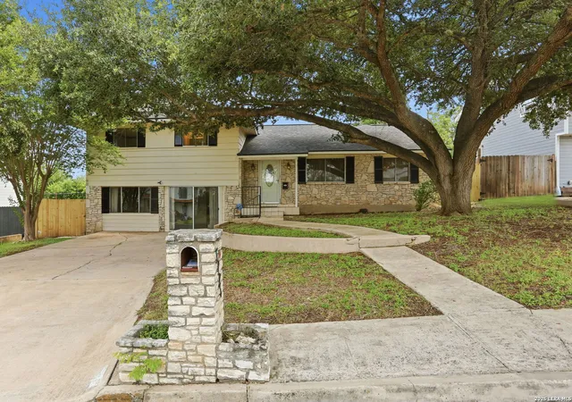 Homes for sale in San Antonio, TX | 3906 Killarney Dr, San Antonio, TX 78223 | MLS# 1991231