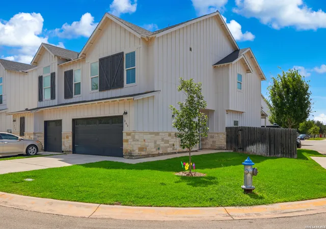 Photo 3 of Single family home for sale at 242 Topaz, New Braunfels, TX 78130 | MLS# 1991251 | Listing updated on 2026-07-08