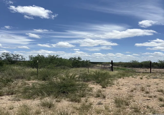 2nd image of 501 Moonlight Trail, Eagle Pass, TX 78852 | MLS# 1991254