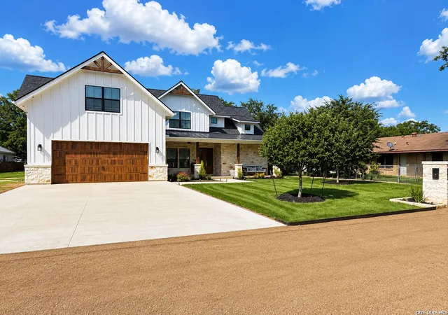 Homes for sale in Castroville, TX | 1805 San Jacinto, Castroville, TX 78009 | MLS# 1991257