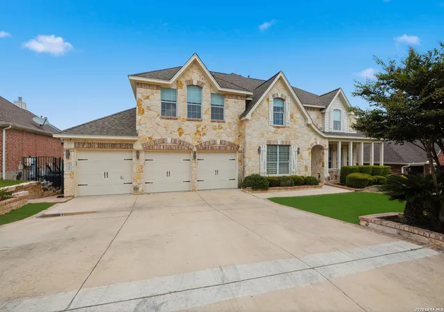 Photo 3 of Single family home for sale at 13126 Spring Run, Helotes, TX 78023 | MLS# 1991267 | Listing updated on 2026-09-01