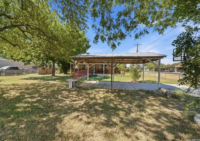 2nd image of 251 Avenue J, Poteet, TX 78065 | MLS# 1991269