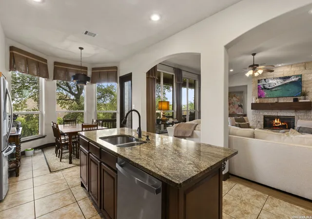 5th image of 210 Bushbuck Path, San Antonio, TX 78258 | MLS# 1991300