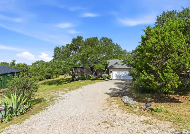 Photo 2 of Single family home for sale at 1207 Grand Pass, Canyon Lake, TX 78133 | MLS# 1991308 | Listing updated on 2026-09-02
