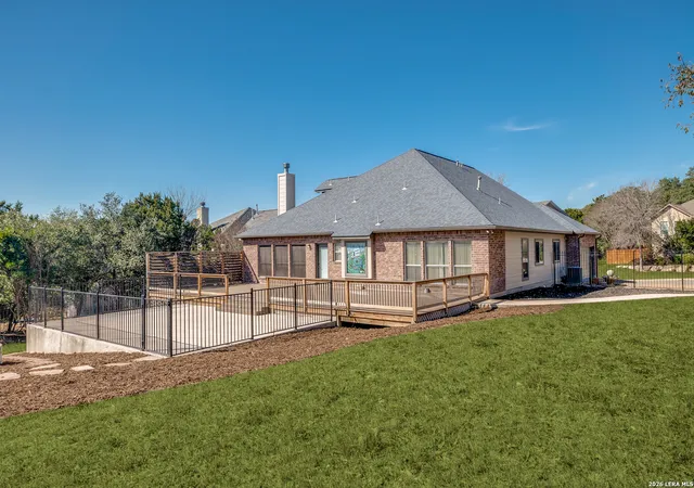 31st image of 16818 Mossford, San Antonio, TX 78255 | MLS# 1991313