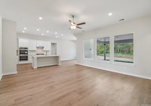 Photo 4 of Single family home for sale at 22229 Jordans Pl, San Antonio, TX 78264 | MLS# 1991325 | Listing updated on 2026-08-22