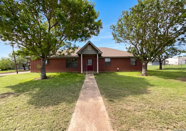 Homes for sale in Poteet, TX | 1014 Avenue I, Poteet, TX 78065 | MLS# 1991363