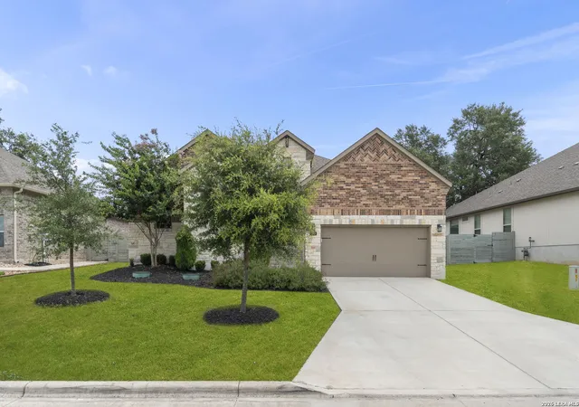 Photo 2 of Single family home for sale at 1307 Yaupon Loop, New Braunfels, TX 78132 | MLS# 1991382 | Listing updated on 2026-09-10