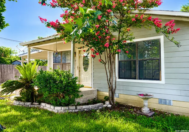 2nd image of 145 Leroux St, San Antonio, TX 78207 | MLS# 1991420