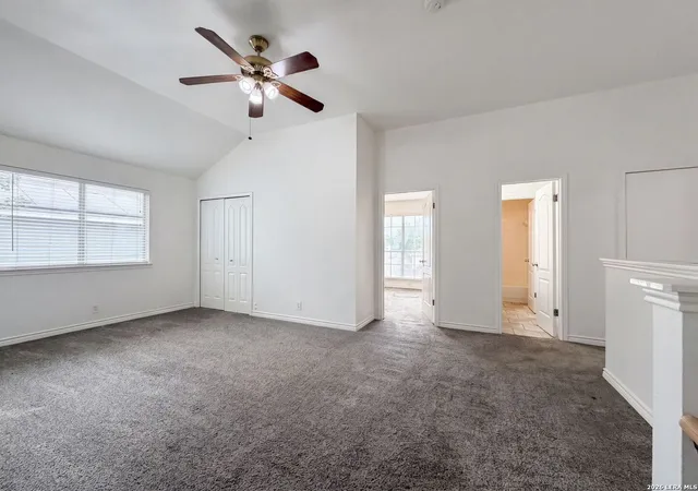 Photo 3 of Single family home for sale at 8423 Berry Knoll Dr, Universal City, TX 78148 | MLS# 1991430 | Listing updated on 2026-09-18