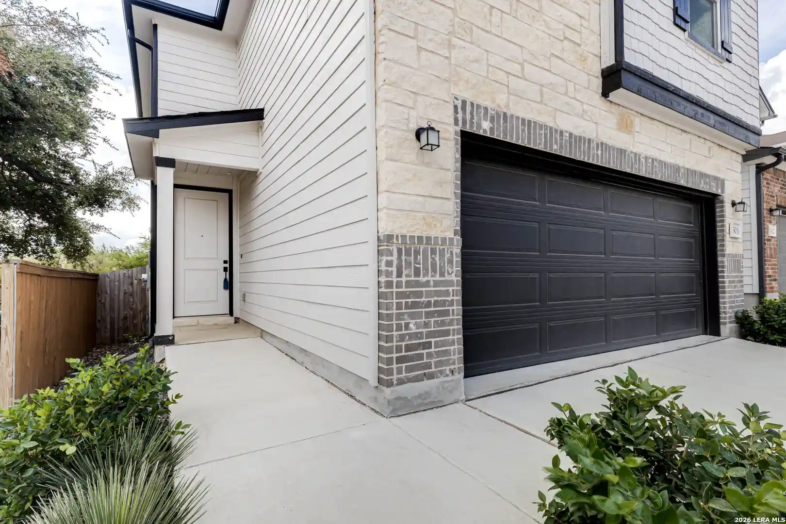 Listing Photo 2 - Condo for sale in 14839 Vance Jackson Rd located at 14839 Vance Jackson Rd, San Antonio, TX 78249 - Unit #503