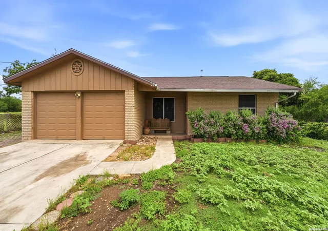 Photo 1 of Sale Pending at 103 7th Street, Converse, TX 78109 | MLS# 1991466 | Listing updated on 2026-08-26