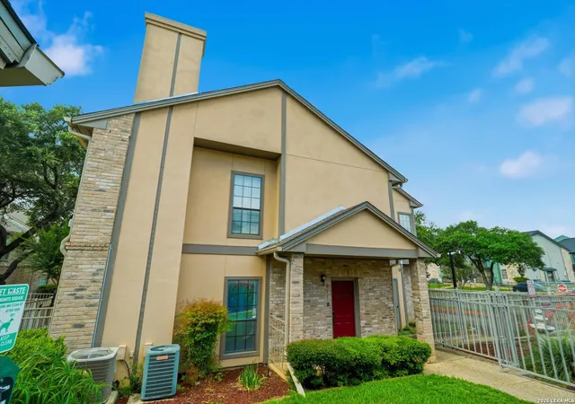 Photo 2 of Condo for sale at 11839 Parliament St #311, San Antonio, TX 78216 | MLS# 1991509 | Listing updated on 2026-09-08