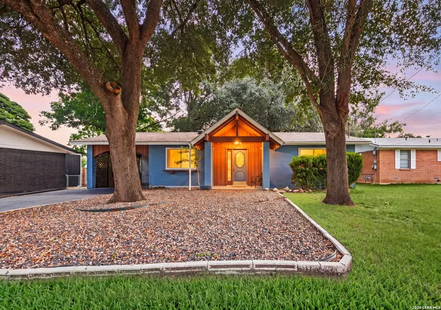 1st image of 447 Lockener, New Braunfels, TX 78130 | MLS# 1991527