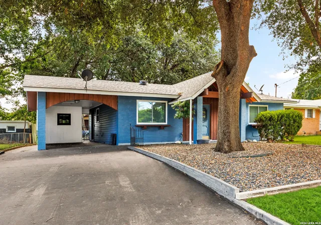 Photo 3 of Single family home for sale at 447 Lockener, New Braunfels, TX 78130 | MLS# 1991527 | Listing updated on 2026-07-31