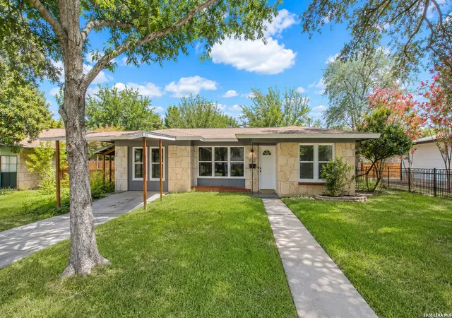 1st image of 323 Maplewood Ln, San Antonio, TX 78216 | MLS# 1991532