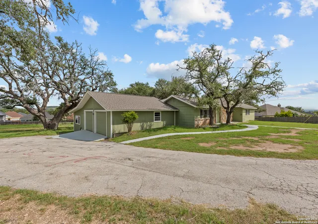 Homes for sale in Fredericksburg, TX | 224 Lower Crabapple Rd, Fredericksburg, TX 78624 | MLS# 1991536
