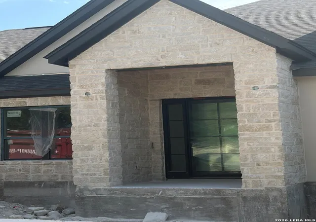 Photo 3 of Sale Pending at 2475 Comal Spgs, Canyon Lake, TX 78133 | MLS# 1991549 | Listing updated on 2026-08-21