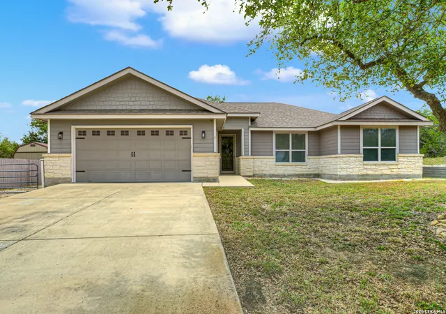 Photo 4 of Single family home for sale at 1041 Madrone Rd, Fischer, TX 78623 | MLS# 1991608 | Listing updated on 2026-08-20