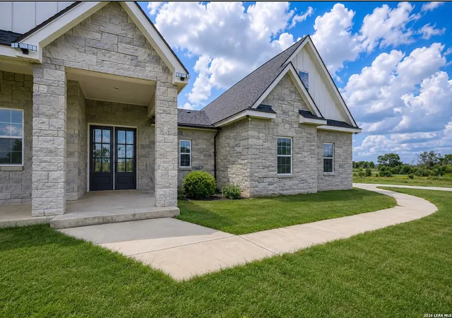 3rd image of 9671 Crow Ln, Adkins, TX 78101 | MLS# 1991615