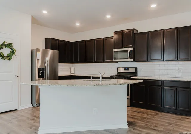 4th image of 6554 Hoffman Pln, San Antonio, TX 78252 | MLS# 1991633