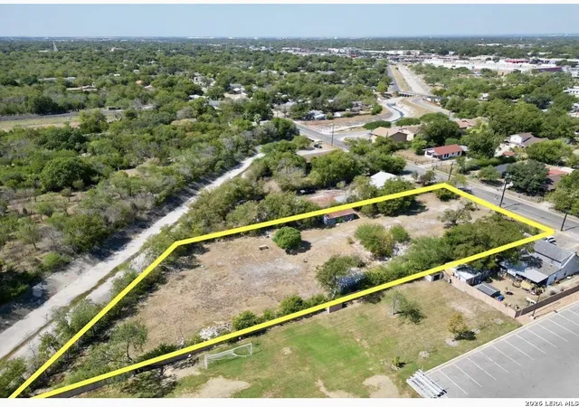 Photo 4 of Land for sale at 158 W Harding Blvd, San Antonio, TX 78221 | MLS# 1991697 | Listing updated on 2026-07-20