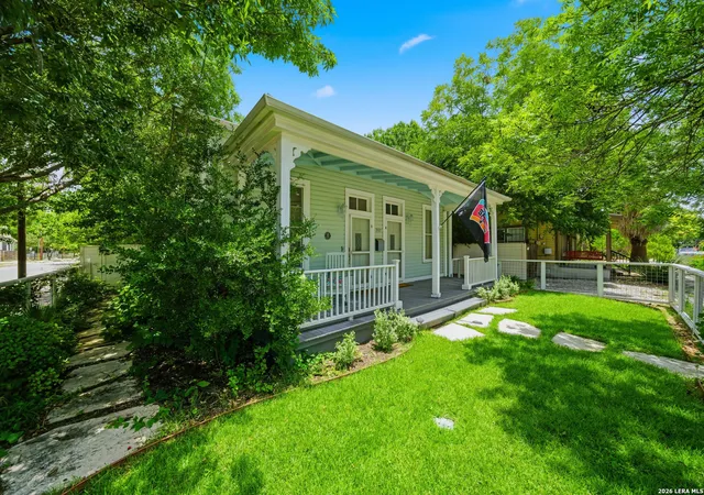 Homes for sale in San Antonio, TX | 301 Barrera St, San Antonio, TX 78210 | MLS# 1991720