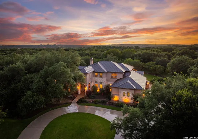 Photo 4 of Single family home for sale at 19515 Windswept Cv, San Antonio, TX 78266 | MLS# 1991738 | Listing updated on 2026-10-08