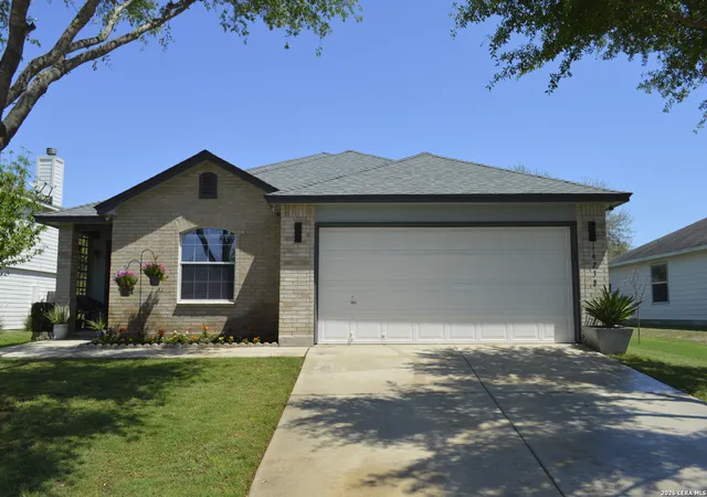 2nd image of 16238 Galloping Oak Knl, Selma, TX 78154 | MLS# 1991747