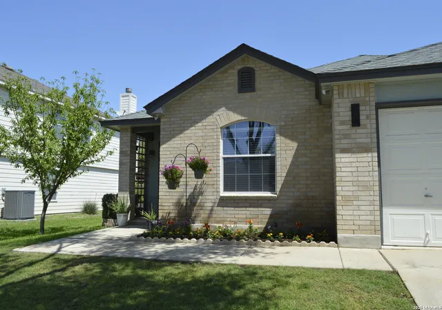 4th image of 16238 Galloping Oak Knl, Selma, TX 78154 | MLS# 1991747
