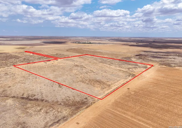 Photo 4 of Land for sale at 11525 County Road 5100, Shallowater, TX 79363 | MLS# 1991781 | Listing updated on 2026-09-12
