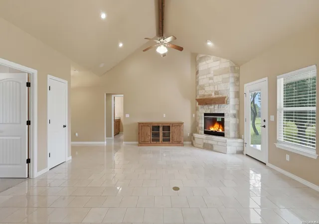 Photo 3 of Single family home for sale at 125 Big Sky Dr, New Braunfels, TX 78132 | MLS# 1991791 | Listing updated on 2026-09-15