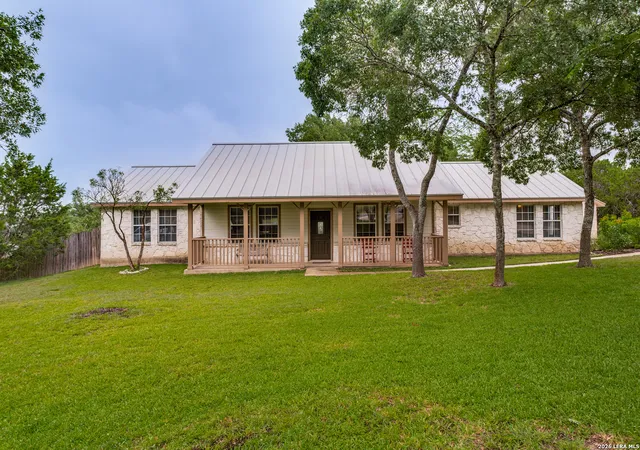 Photo 3 of Single family home for sale at 26371 Dull Knife Trl, San Antonio, TX 78255 | MLS# 1991807 | Listing updated on 2026-09-11
