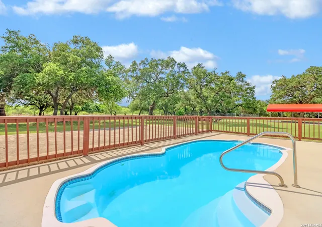 3rd image of 838 Georg Oaks, Bulverde, TX 78163 | MLS# 1991812