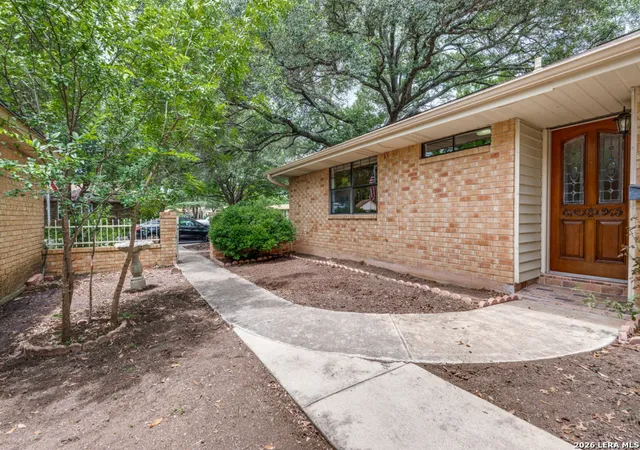 Homes for sale in Schertz, TX | 812 Robert Derrick Dr, Schertz, TX 78154 | MLS# 1991822