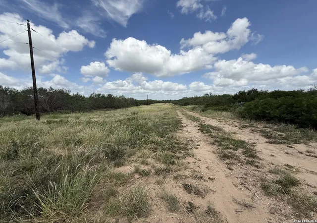 5th image of 12579 Fm 2779, Moore, TX 78057 | MLS# 1991826