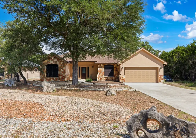 3rd image of 204 Bogi Street, Canyon Lake, TX 78133 | MLS# 1991842
