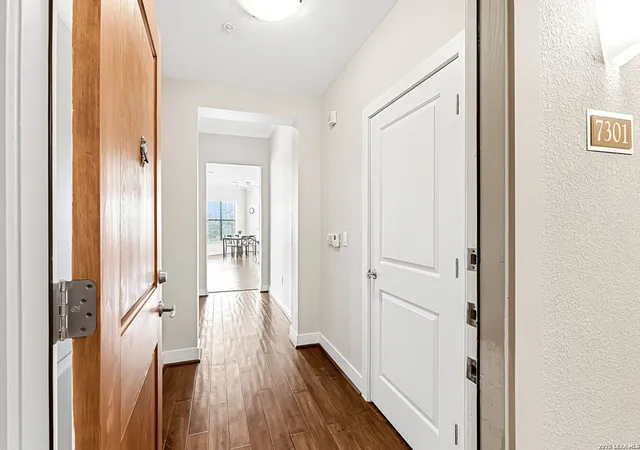 4th image of 7342 Oak Manor #7301, San Antonio, TX 78229 | MLS# 1991844