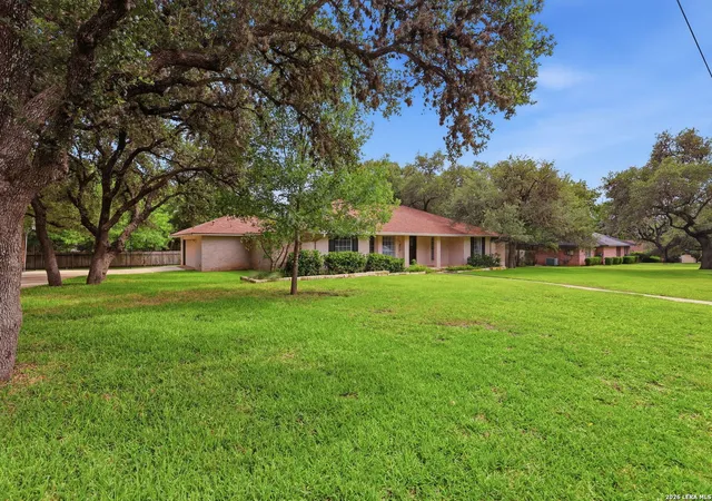 Photo 3 of Sale Pending at 224 Sagecrest Dr, San Antonio, TX 78232 | MLS# 1991849 | Listing updated on 2026-08-10