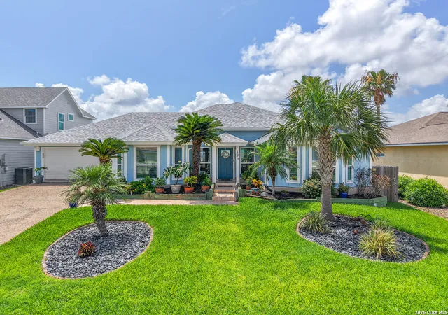 Photo 1 of Single family home for sale at 126 Sea View Dr, Aransas Pass, TX 78336 | MLS# 1991850 | Listing updated on 2026-08-17