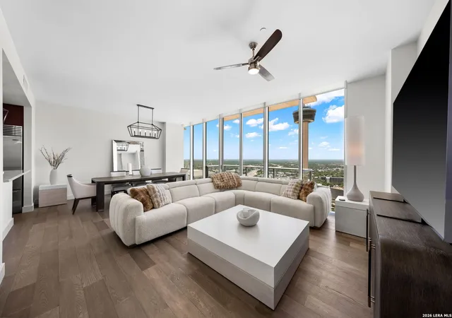 Homes for sale in San Antonio, TX | 610 E Market St #3115, San Antonio, TX 78205 | MLS# 1991862