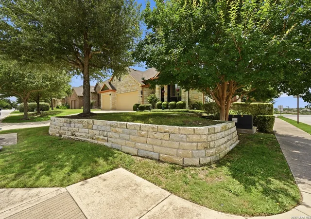 2nd image of 114 Drury Ln, Austin, TX 78737 | MLS# 1991918
