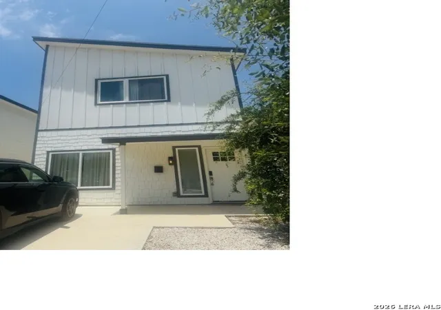 1st image of 1031 S Gevers St, San Antonio, TX 78210 | MLS# 1991976