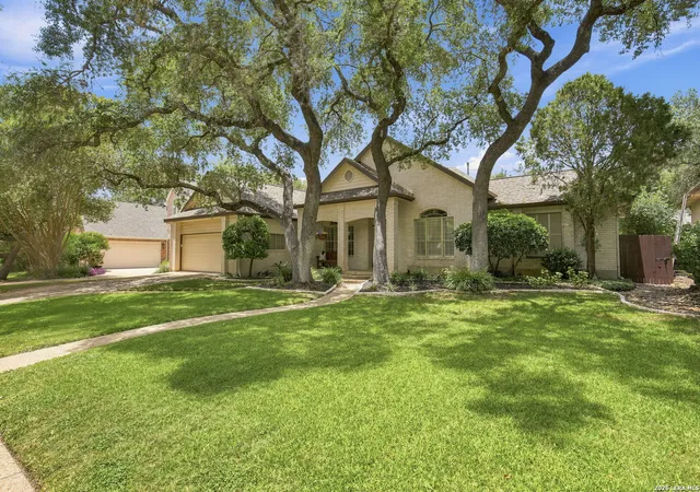 Photo 2 of Single family home for sale at 37 Rogers Wood, San Antonio, TX 78248 | MLS# 1991990 | Listing updated on 2026-09-11