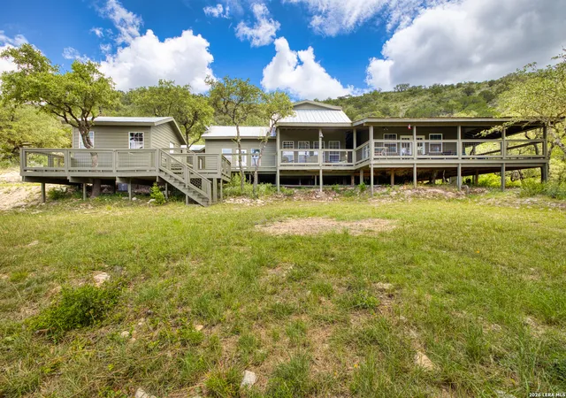 1st image of 574 N Saddle Mountain Rd, Leakey, TX 78873 | MLS# 1992009