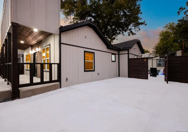 Homes for sale in San Antonio, TX | 1515 W Kings Hwy, San Antonio, TX 78201 | MLS# 1992021