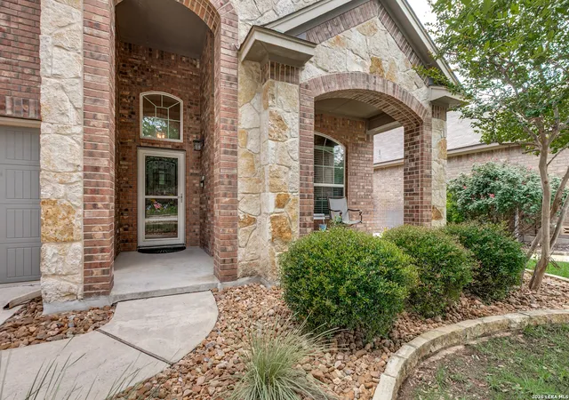 Homes for sale in Cibolo, TX | 416 Trotti Cv, Cibolo, TX 78108 | MLS# 1992064