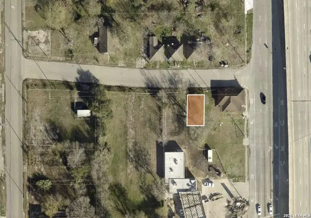 5th image of 2846 Liberty Rd, Houston, TX 77026 | MLS# 1992164