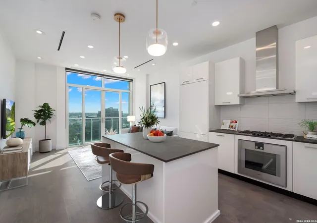Condo for sale at 123 Lexington Ave #1303, San Antonio, TX 78205 | MLS# 1992217 | Listing updated on 2026-09-04