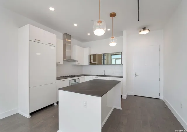 Photo 4 of Condo for sale at 123 Lexington Ave #1303, San Antonio, TX 78205 | MLS# 1992217 | Listing updated on 2026-09-04